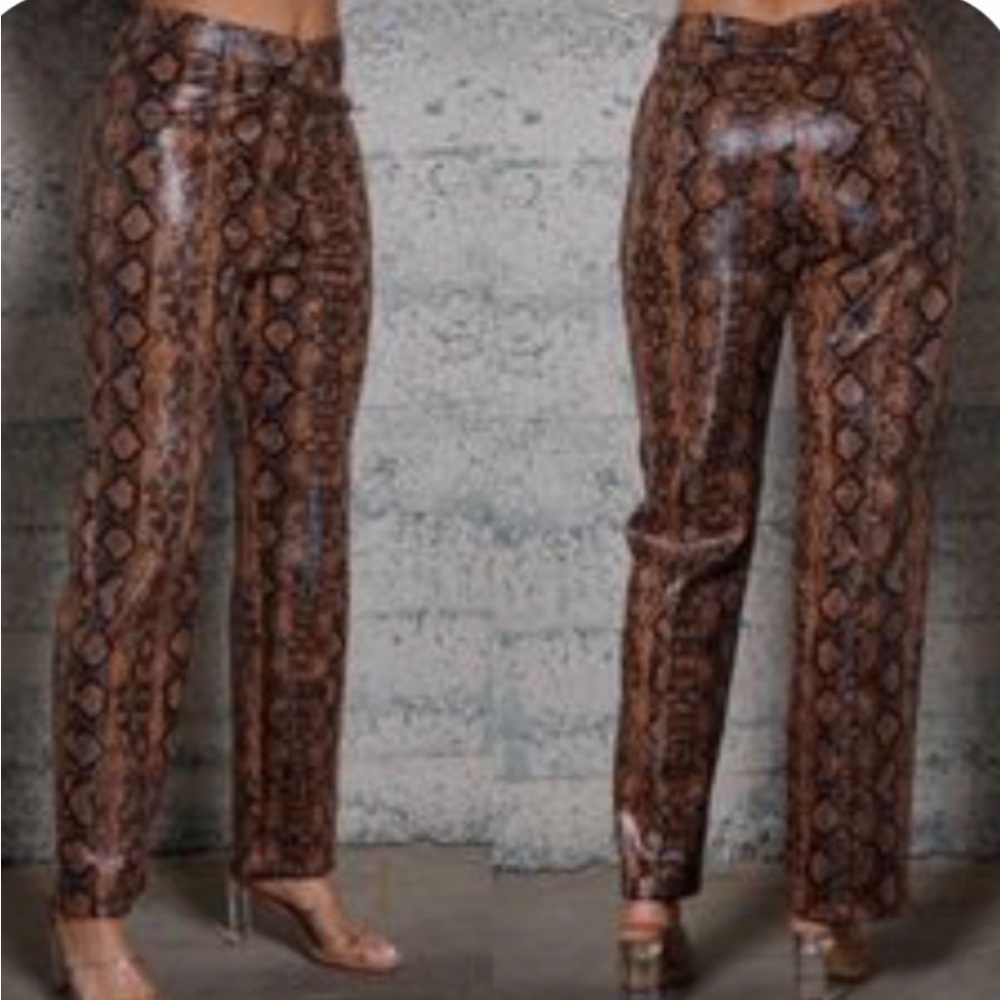 🔥3/$25 Stretch Snake Print Jean/Pant‎ Straight Leg Vegan Leather
